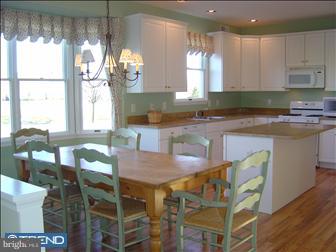 8 Innisbrook Road Skillman, NJ 08558 - Photo 3 of 6