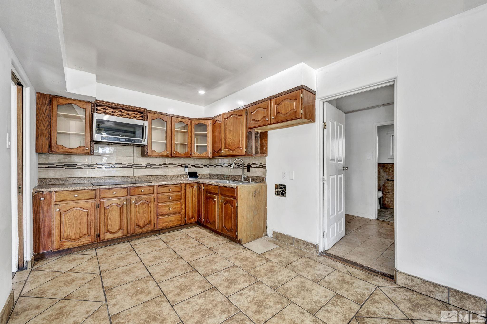 1395 Princess Avenue Reno, NV 89502 - Photo 19 of 33 Photo 19