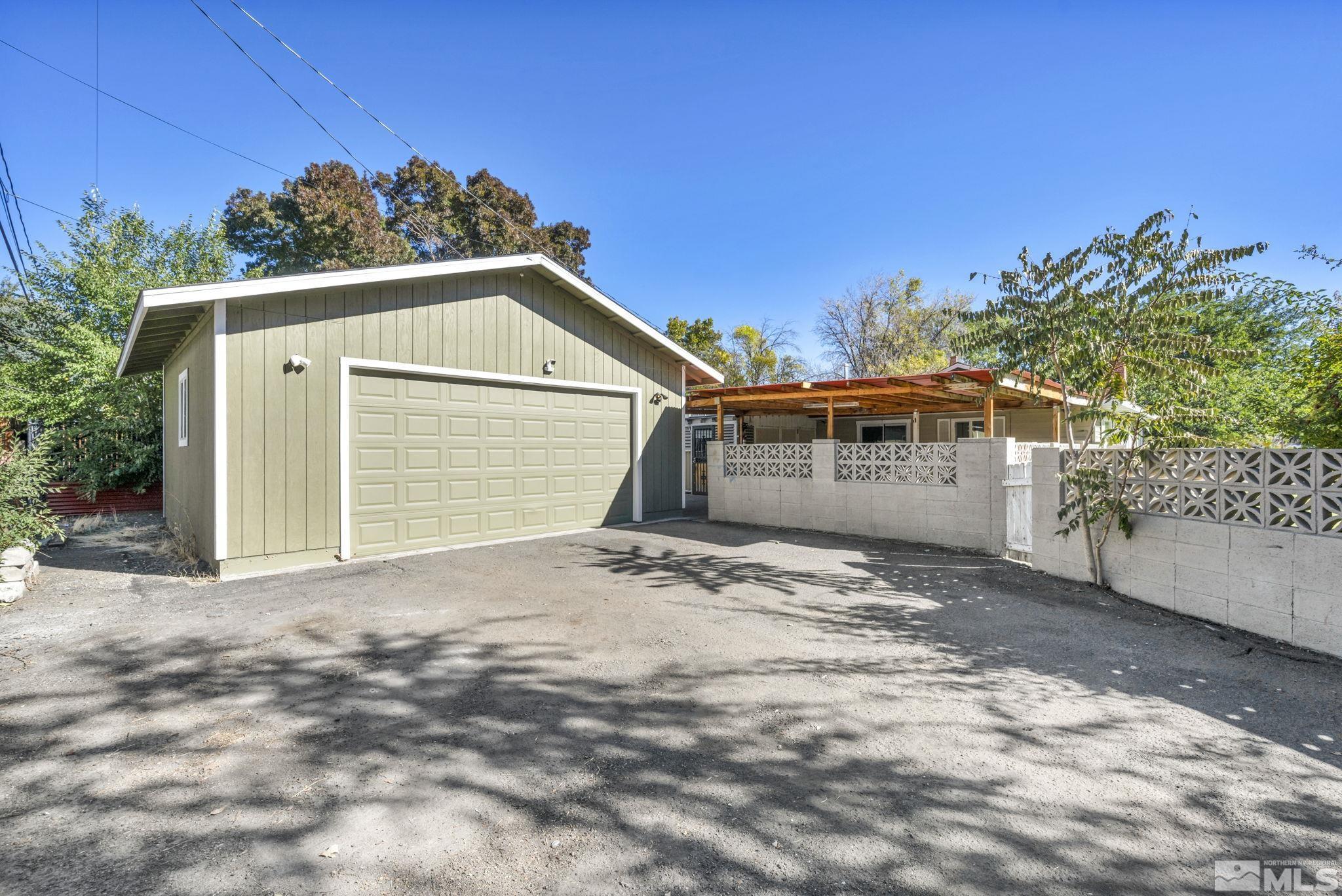 1395 Princess Avenue Reno, NV 89502 - Photo 7 of 33 Photo 7