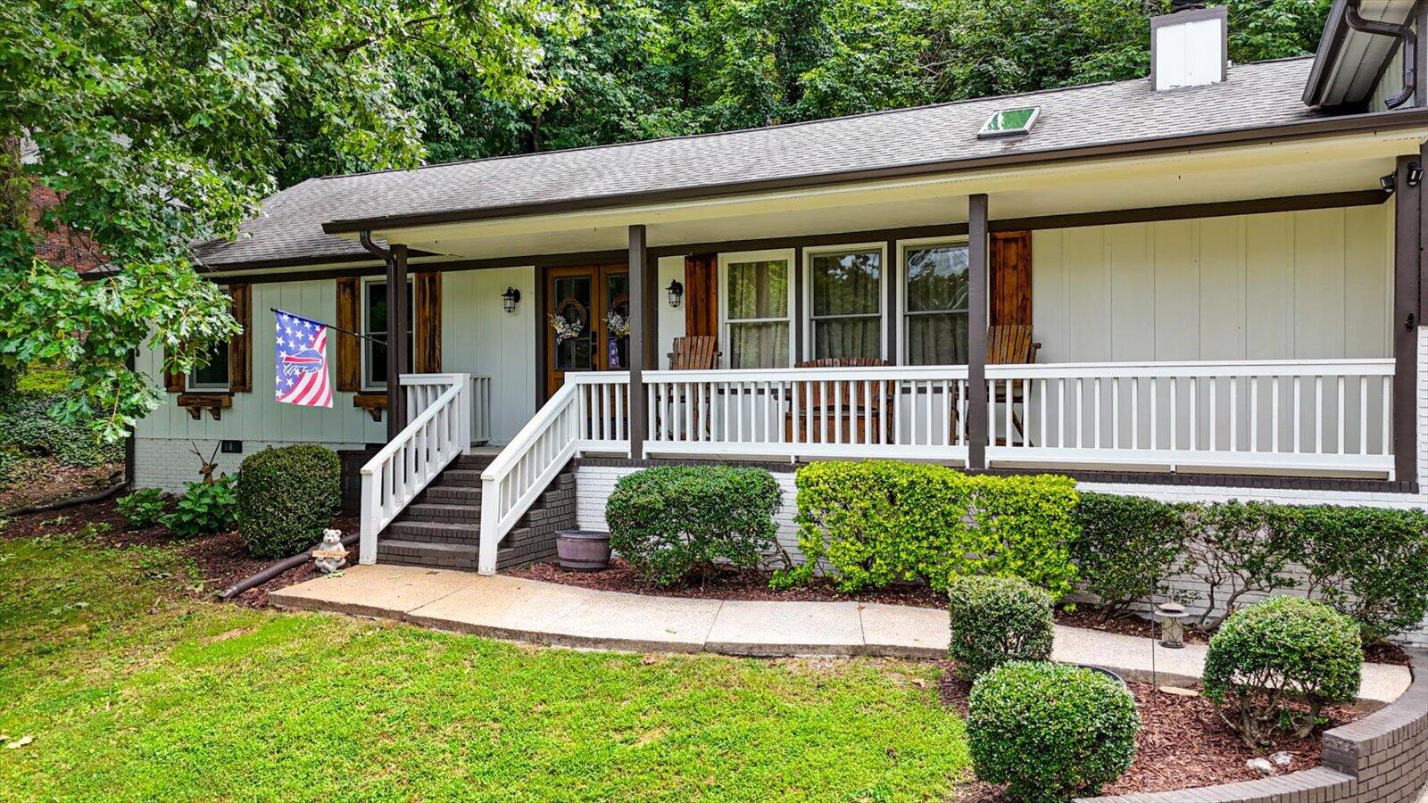 9302 Rockshire Lane Chattanooga, TN 37421 - Photo 3 of 40 03-9302 Rockshire-3