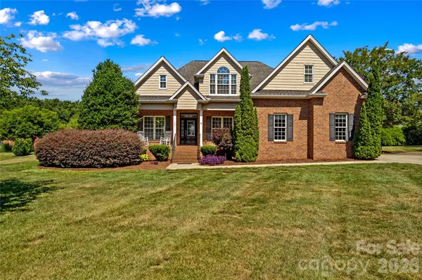$625,000 | 185 Upper Oak Drive, Statesville, NC 28625