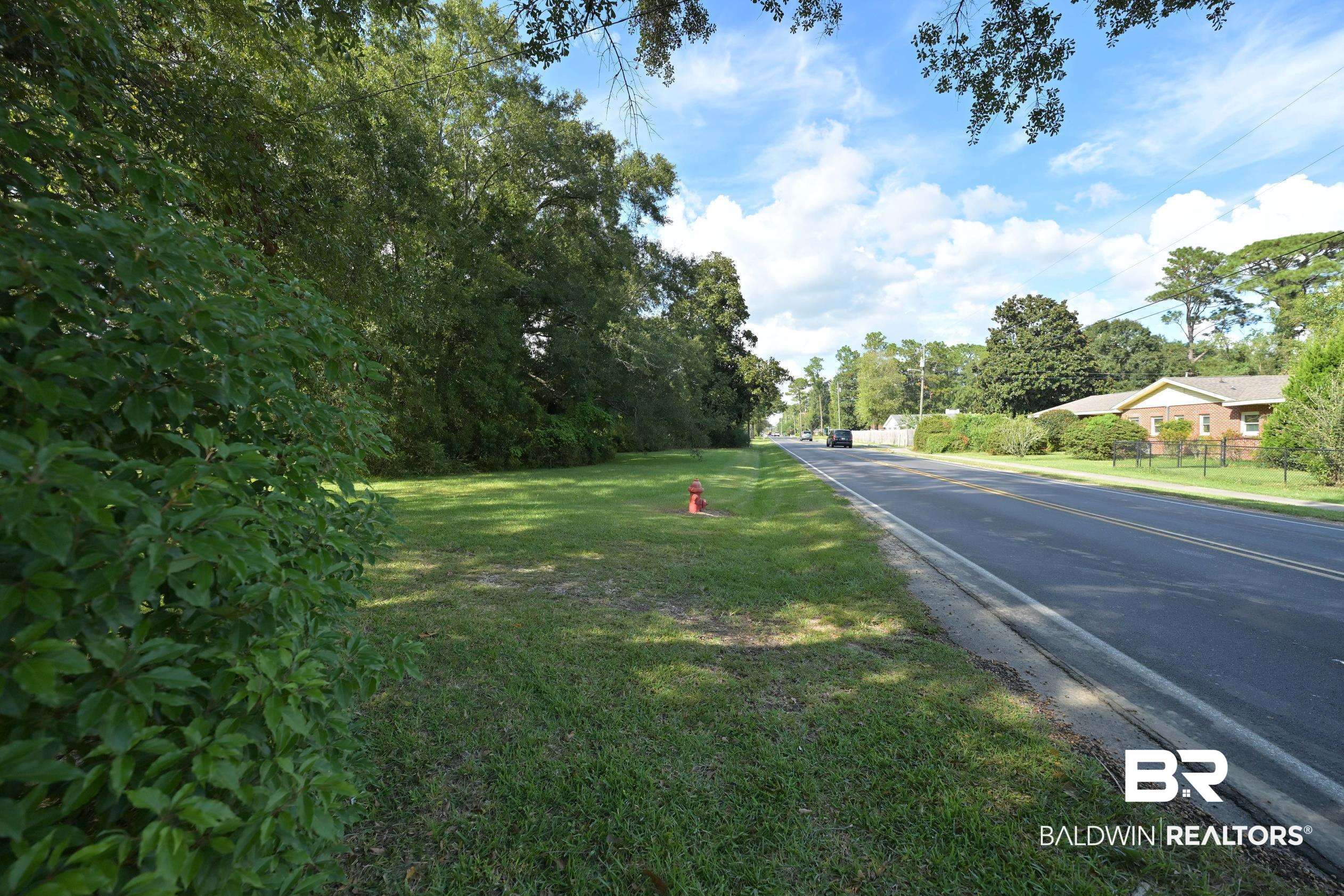 314 South Cedar Street Foley, AL 36535 - Photo 11 of 41