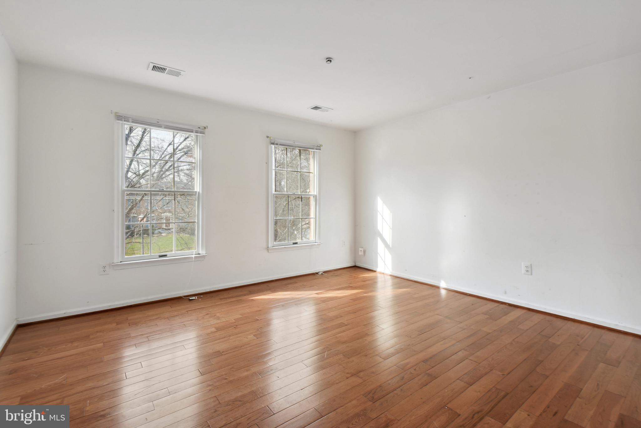 18102 Glover Court Accokeek, MD 20607 - Photo 42 of 68 Front Facing Bedroom
