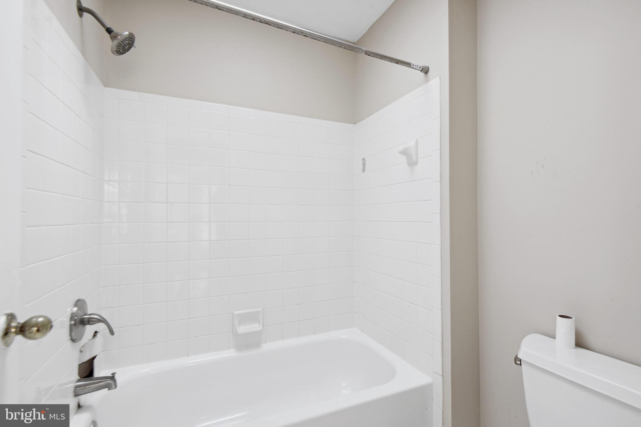 18102 Glover Court Accokeek, MD 20607 - Photo 46 of 68 Hall Bath