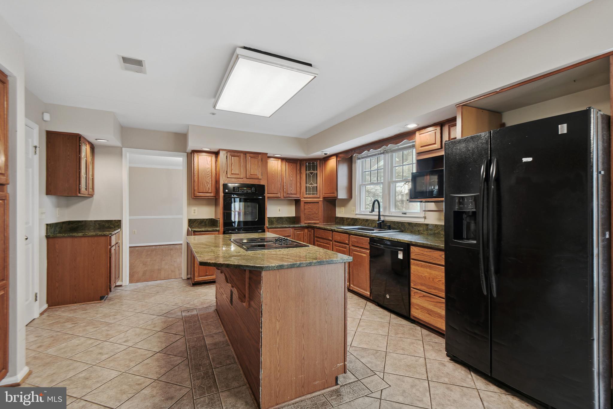 18102 Glover Court Accokeek, MD 20607 - Photo 6 of 68 Kitchen