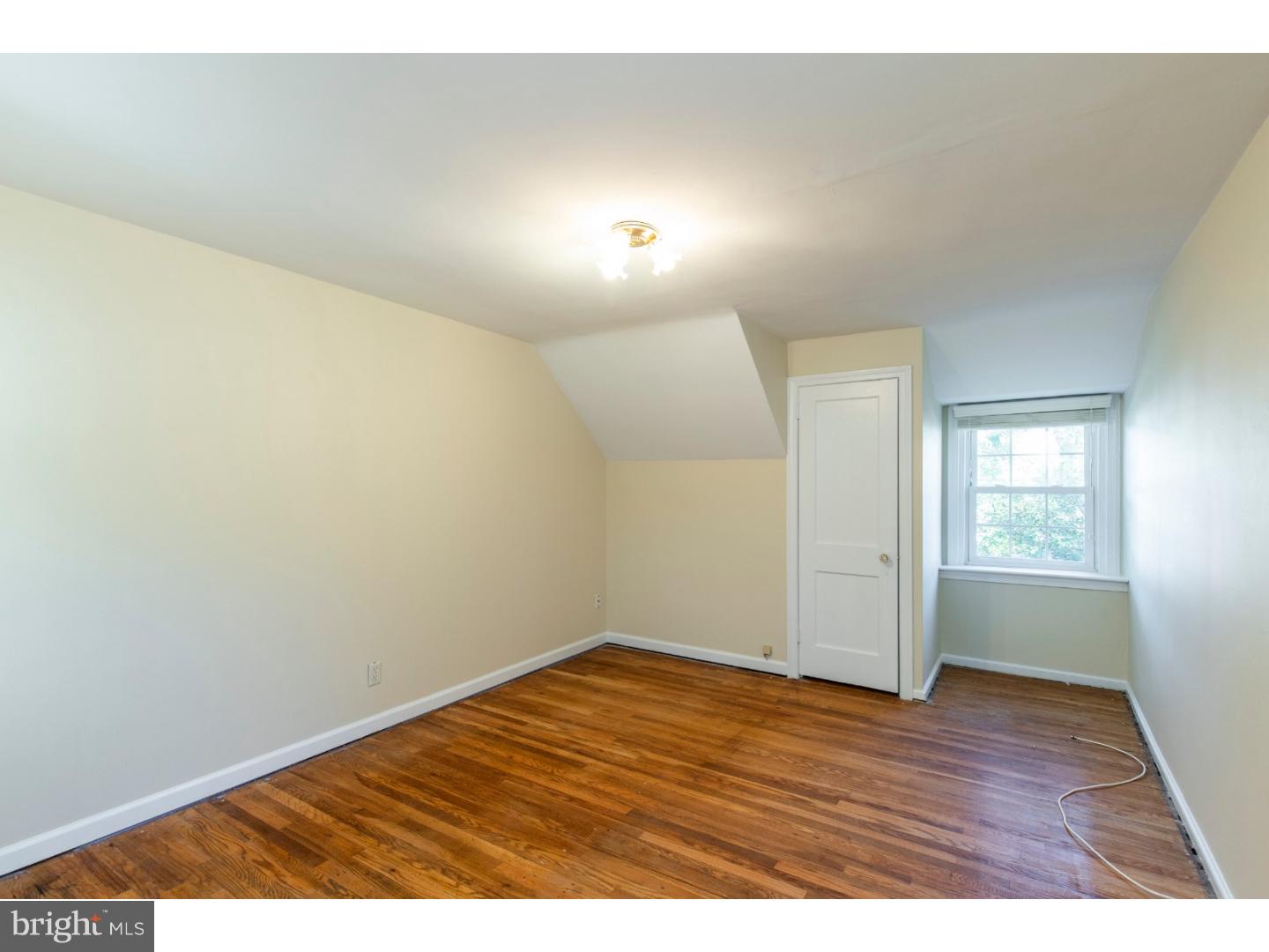 83 Lownes Lane Springfield, PA 19064 - Photo 15 of 21 Bedroom 2