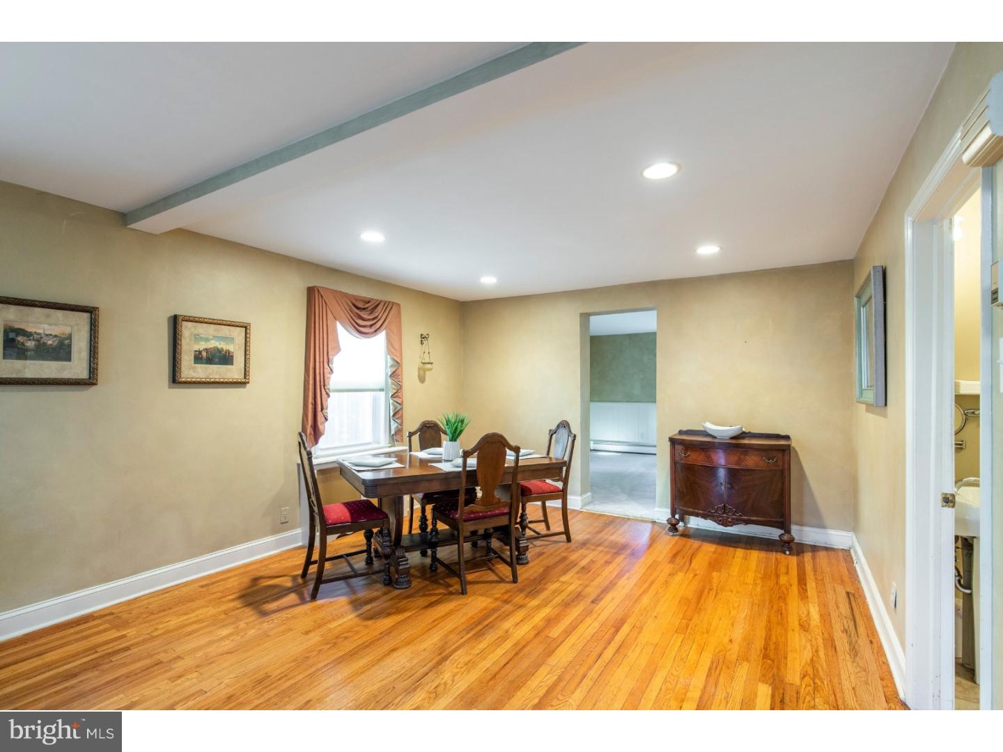 83 Lownes Lane Springfield, PA 19064 - Photo 4 of 21 Dining Room