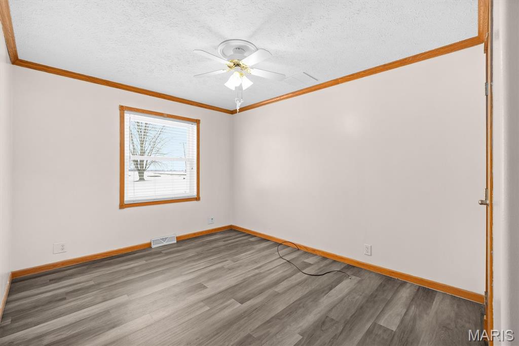 1908 Ridge Avenue Greenville, IL 62246 - Photo 16 of 36