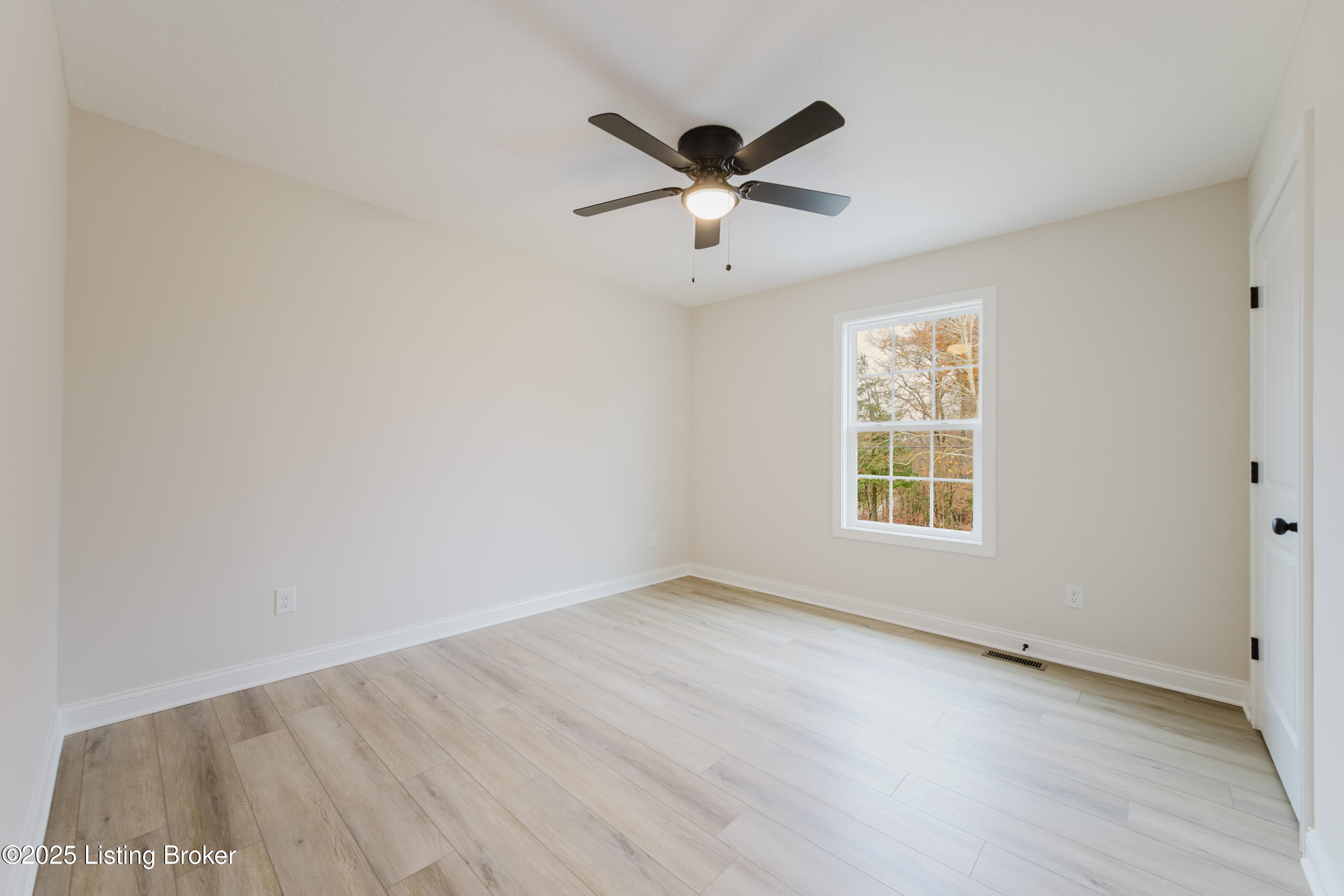 200 Rock Ridge Road Brandenburg, KY 40108 - Photo 11 of 33 200 Rock Ridge Rd-18