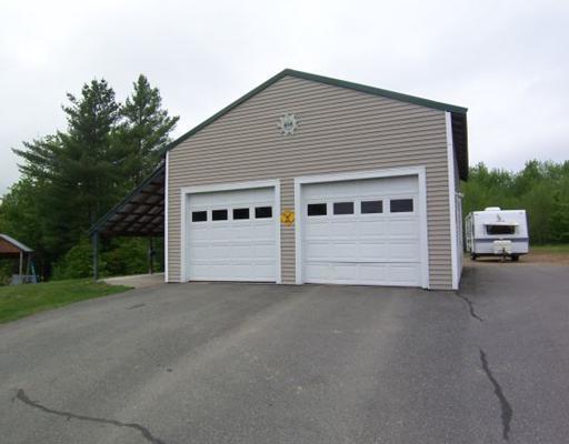 71 Vienna Road New Sharon, ME 04955 - Photo 7 of 18 Parking Lot/Garage.