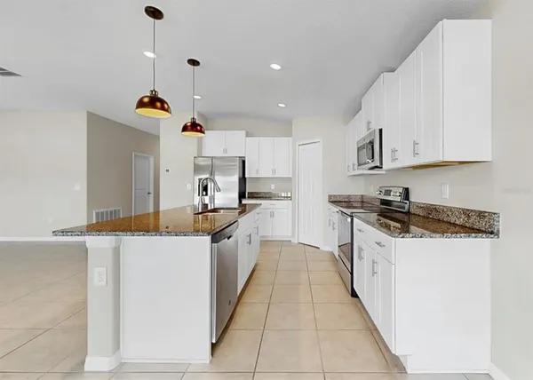 $375,000 | 13041 Majestic Garden Lane, Riverview, FL 33579