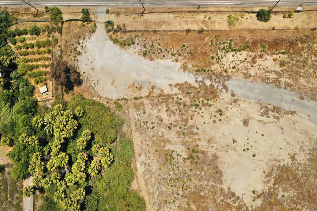 0 Hillsdale Road El Cajon, CA 92019 - Photo 24 of 30 a bathroom with a shower curtain