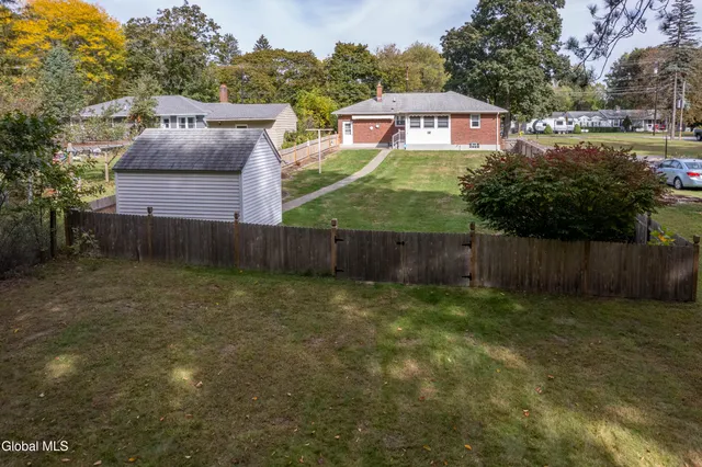 $342,500 | 135 Cherry Avenue, Bethlehem, NY 12054