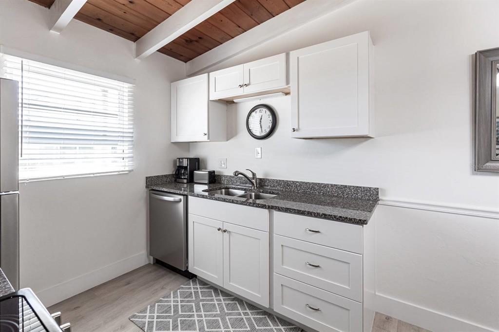 6006 Midnight Pass Road, Unit 14 Sarasota, FL 34242 - Photo 10 of 30