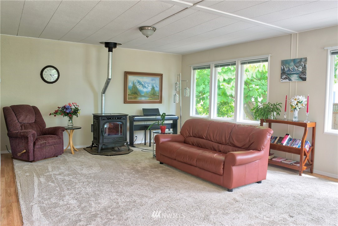 2586 Finkbonner Road Bellingham, WA 98226 - Photo 13 of 25 Gallery Image 13