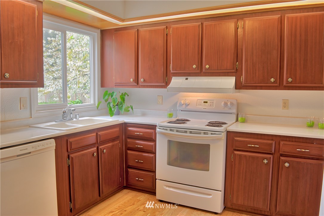 2586 Finkbonner Road Bellingham, WA 98226 - Photo 18 of 25 Gallery Image 18