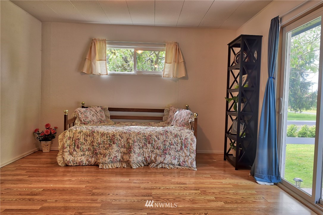 2586 Finkbonner Road Bellingham, WA 98226 - Photo 20 of 25 Gallery Image 20