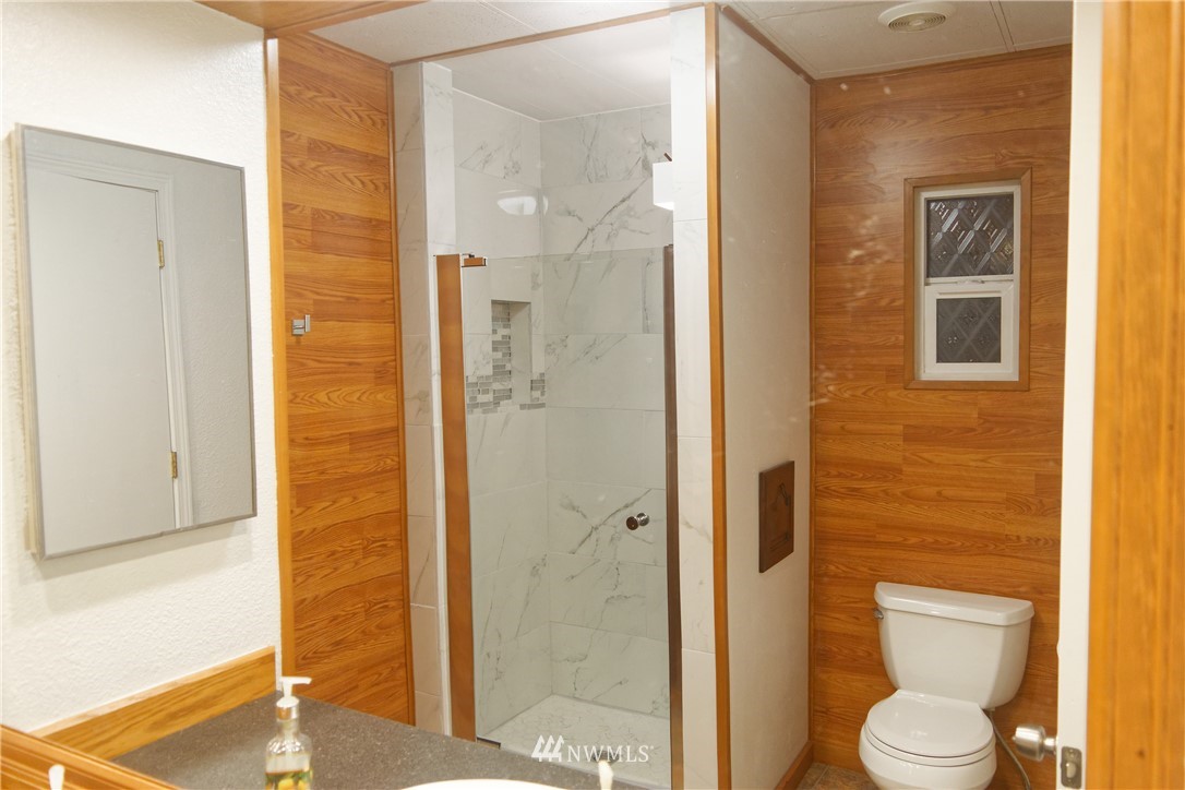 2586 Finkbonner Road Bellingham, WA 98226 - Photo 21 of 25 Gallery Image 21