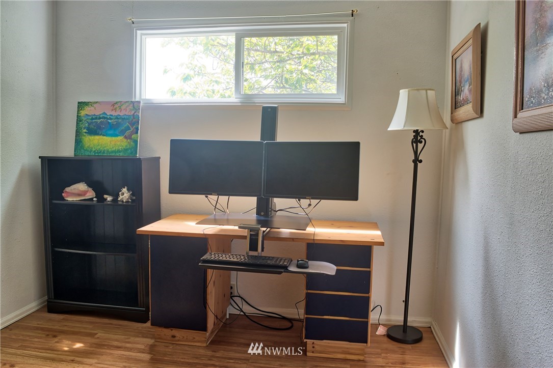 2586 Finkbonner Road Bellingham, WA 98226 - Photo 23 of 25 Gallery Image 23