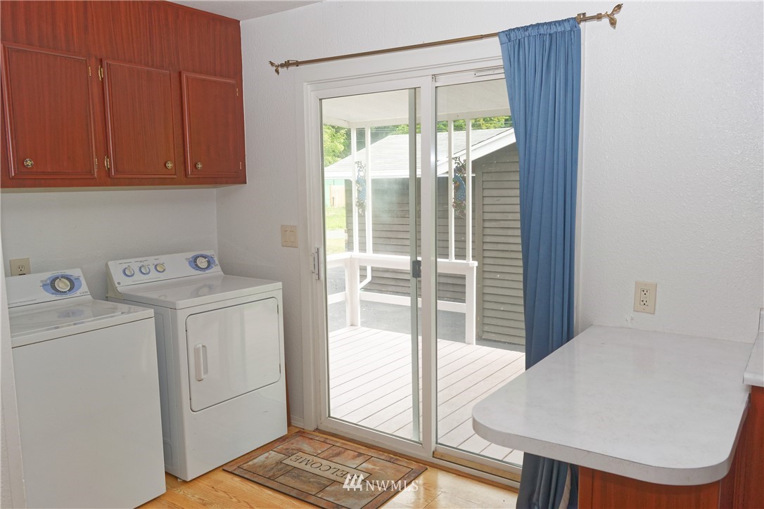 2586 Finkbonner Road Bellingham, WA 98226 - Photo 24 of 25 Gallery Image 24