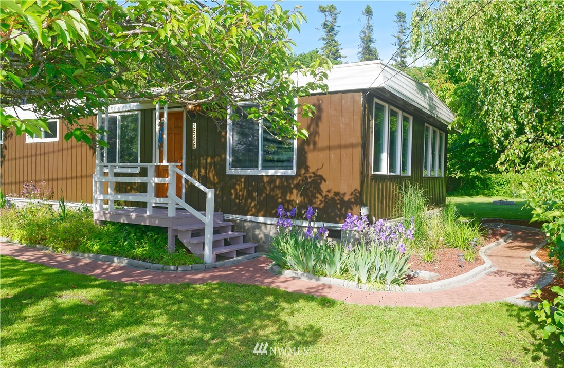 2586 Finkbonner Road Bellingham, WA 98226 - Photo 4 of 25 Gallery Image 4