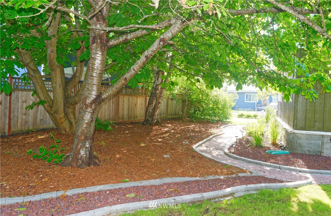 2586 Finkbonner Road Bellingham, WA 98226 - Photo 5 of 25 Gallery Image 5
