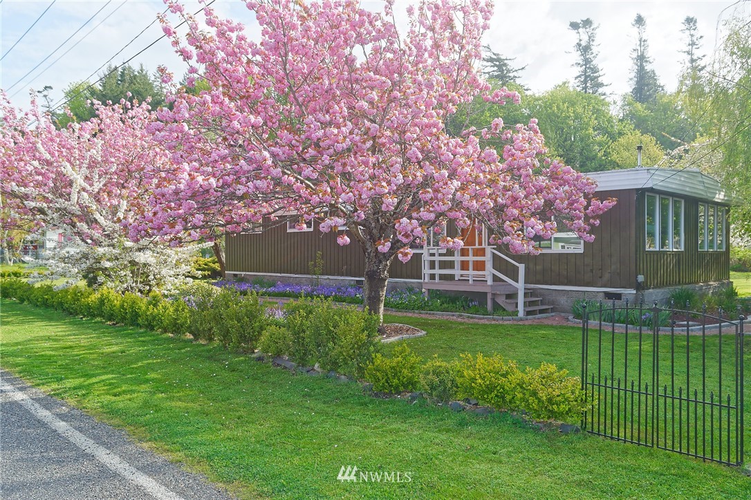 2586 Finkbonner Road Bellingham, WA 98226 - Photo 8 of 25 Gallery Image 8