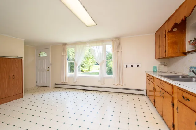 $200,000 | 85 Dawes Road, Dover Foxcroft, ME 04426