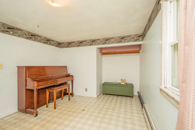 $200,000 | 85 Dawes Road, Dover Foxcroft, ME 04426