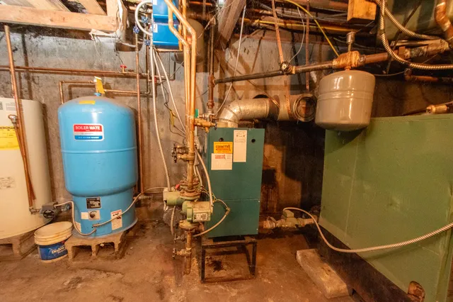 $200,000 | 85 Dawes Road, Dover Foxcroft, ME 04426