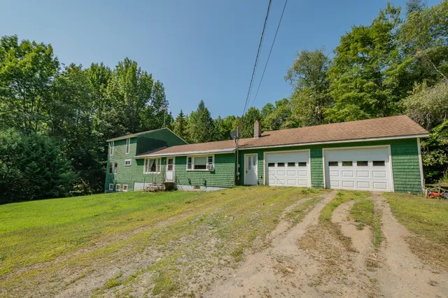 $200,000 | 85 Dawes Road, Dover Foxcroft, ME 04426
