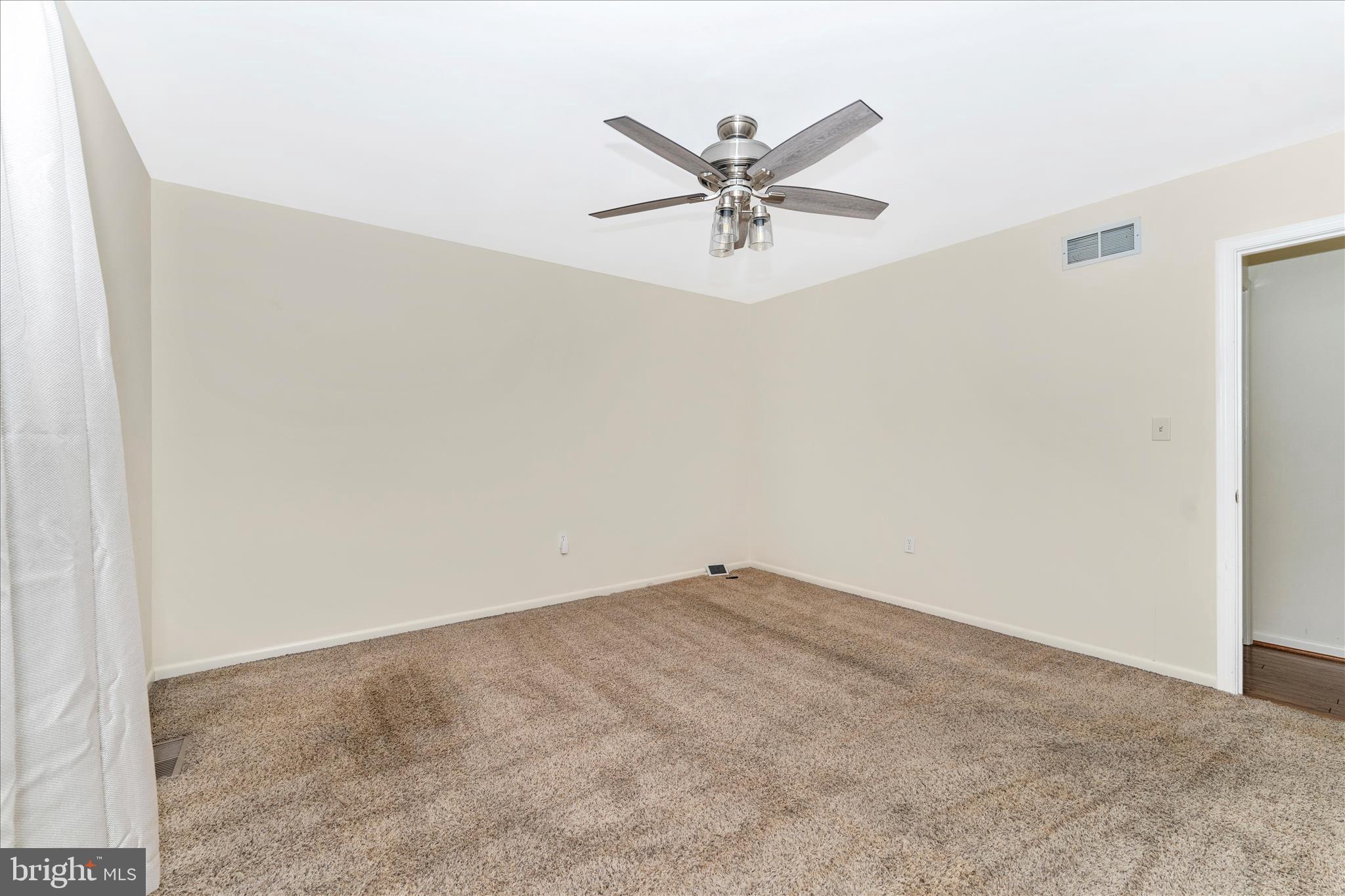 7023 Runkles Road Mount Airy, MD 21771 - Photo 22 of 49 Primary Bedroom