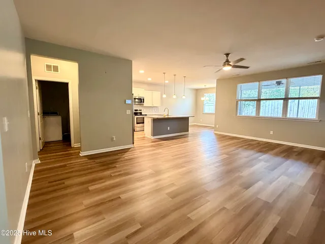 $2,600 | 1716 Still Creek Drive, Wilmington, NC 28411