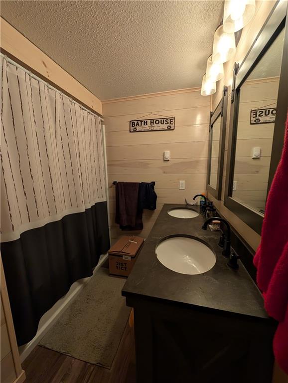 3046 Oneida Valley Road Hilliards, PA 16040 - Photo 12 of 28 Updated Full Bath on the Main floor