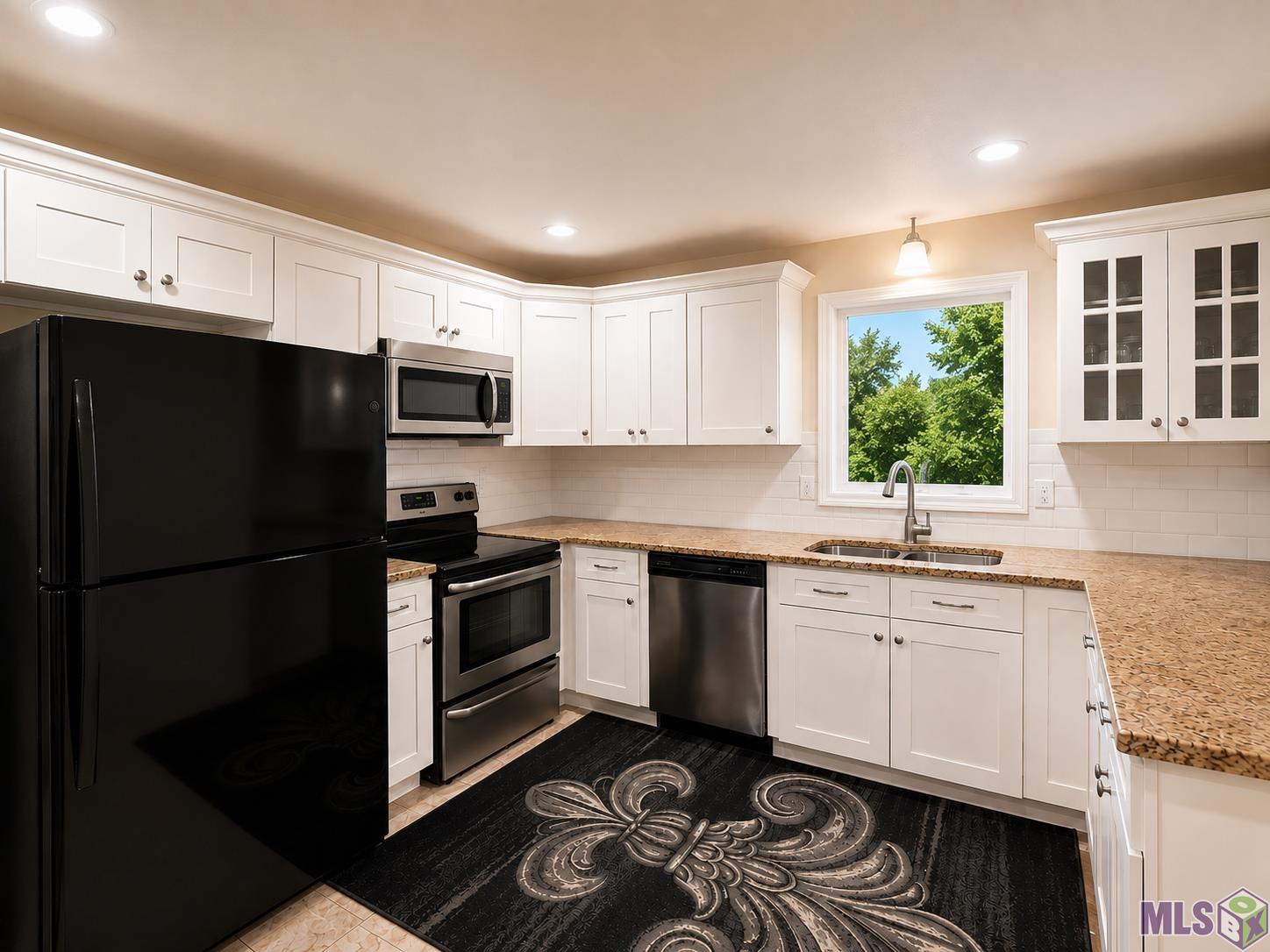 215 North River Road Denham Springs, LA 70726 - Photo 8 of 18 Gallery Image 8