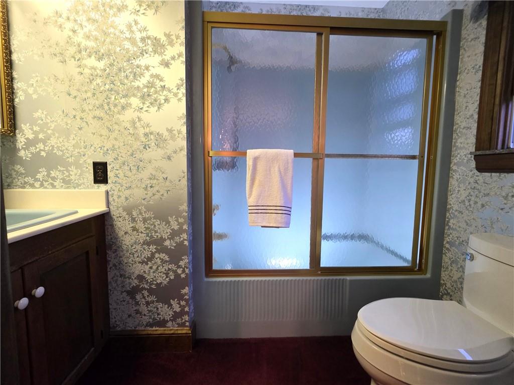 808 Knox Road Knox, PA 16232 - Photo 24 of 45 2nd bedroom bath