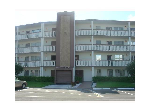 1030 Cornwall East, Unit 1030 Boca Raton, FL 33434 - Photo 1 of 14 Primary Photo