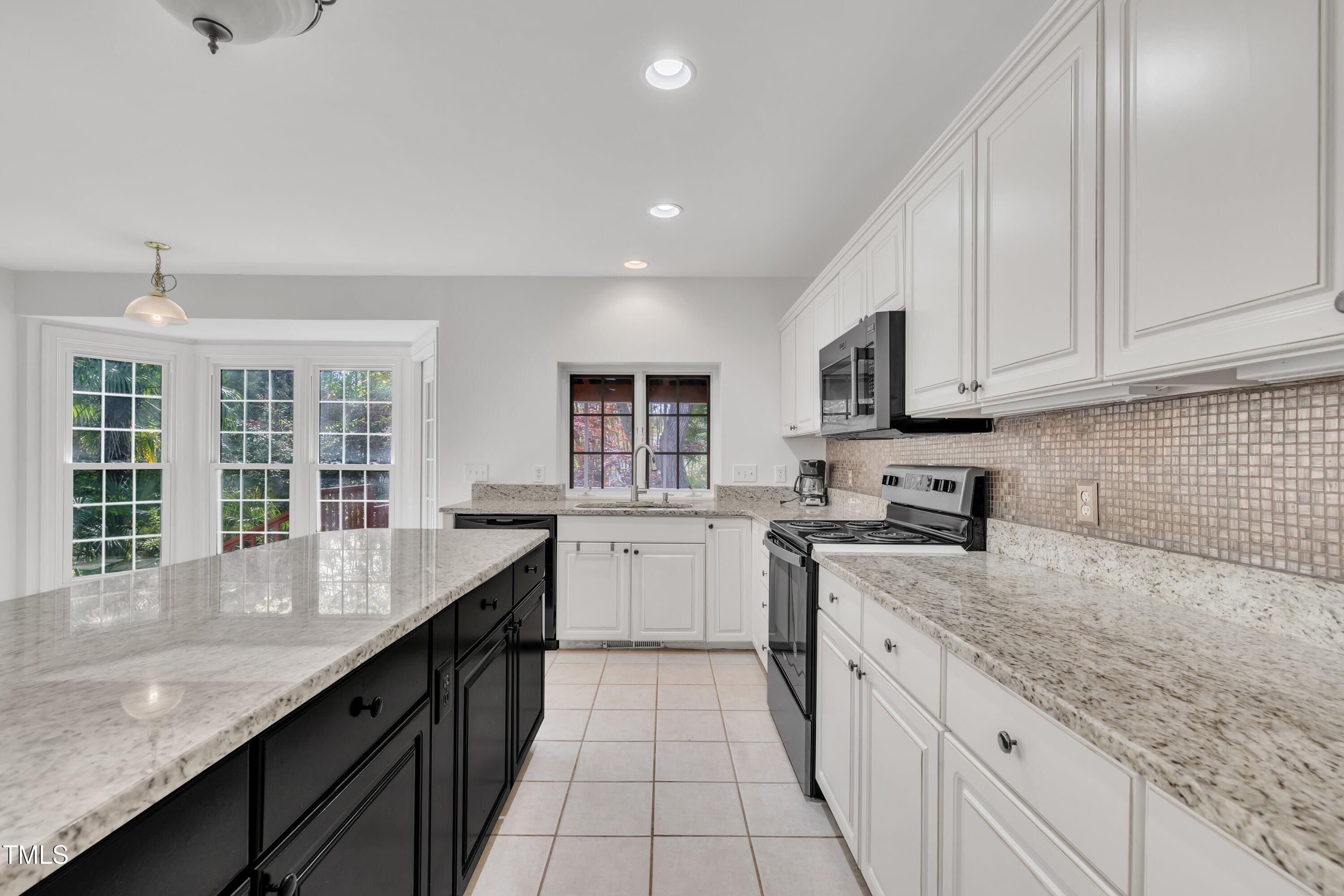 4 Taulton Court Durham, NC 27705 - Photo 20 of 56 21-4 Taulton Ct-32