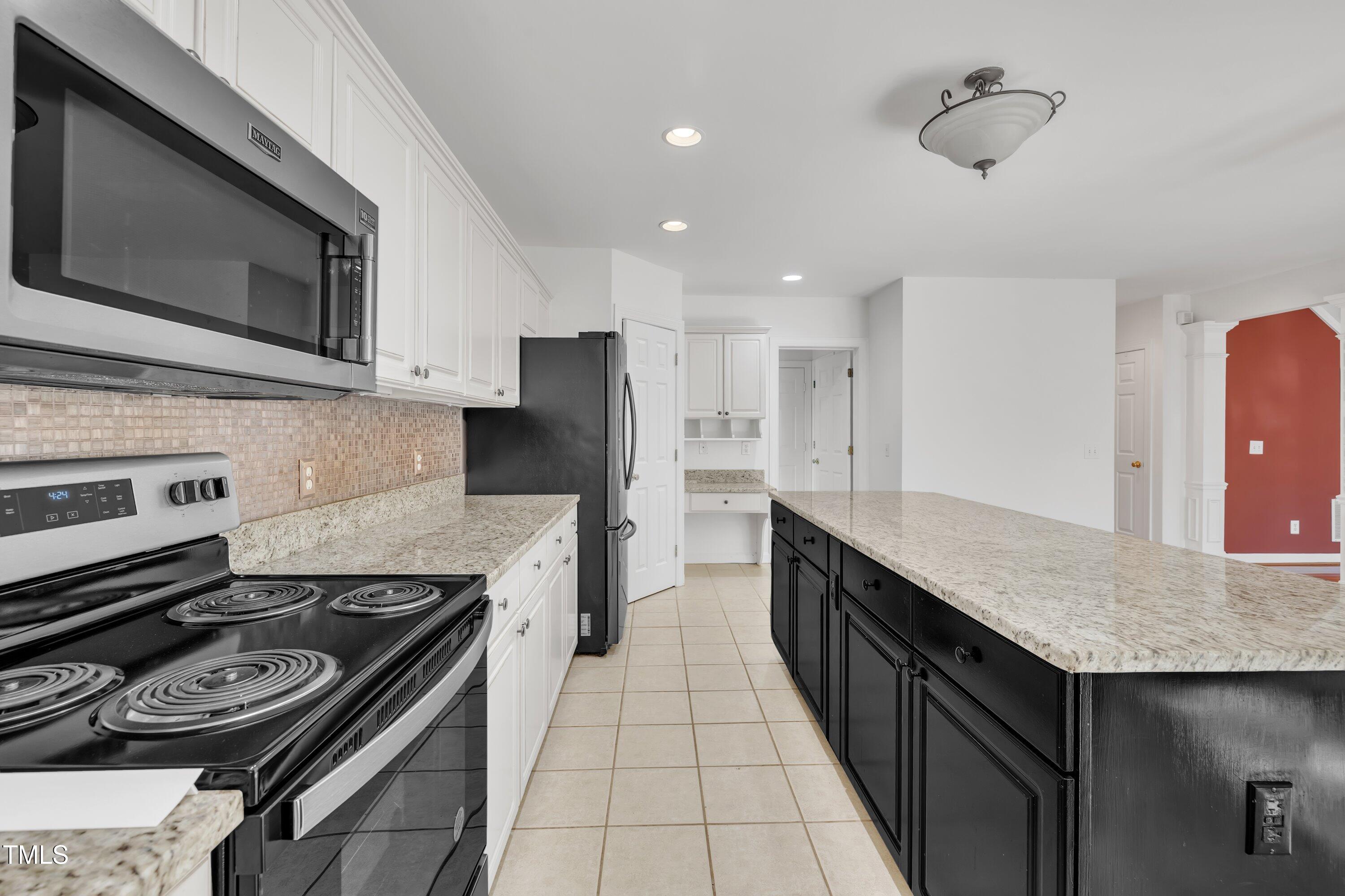 4 Taulton Court Durham, NC 27705 - Photo 22 of 56 23-4 Taulton Ct-34