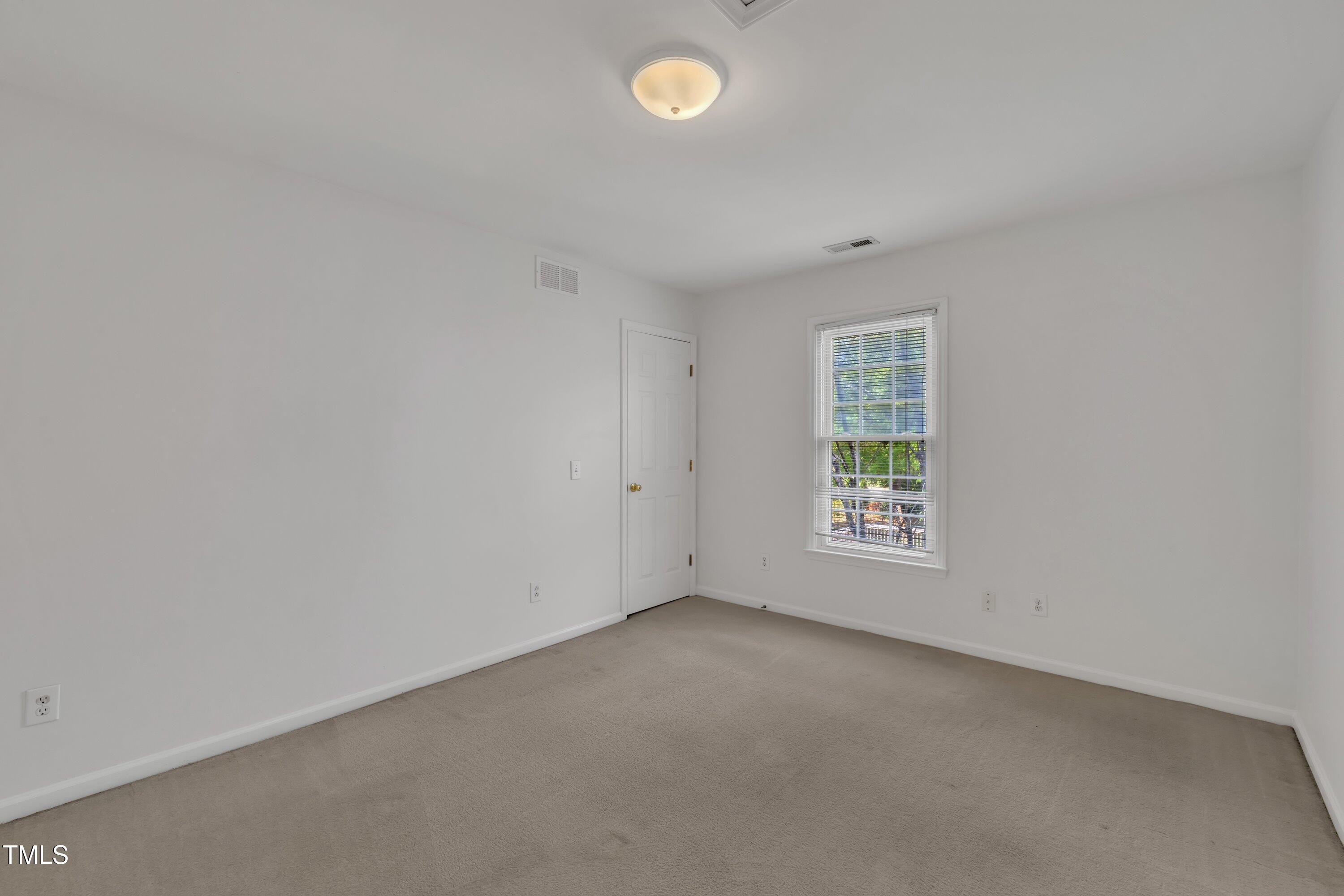 4 Taulton Court Durham, NC 27705 - Photo 46 of 56 48-4 Taulton Ct-59