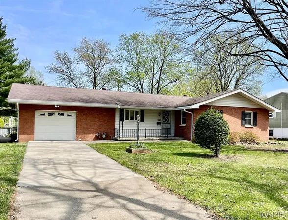 $214,900 | 313 Sanders Street, Bethalto, IL 62010