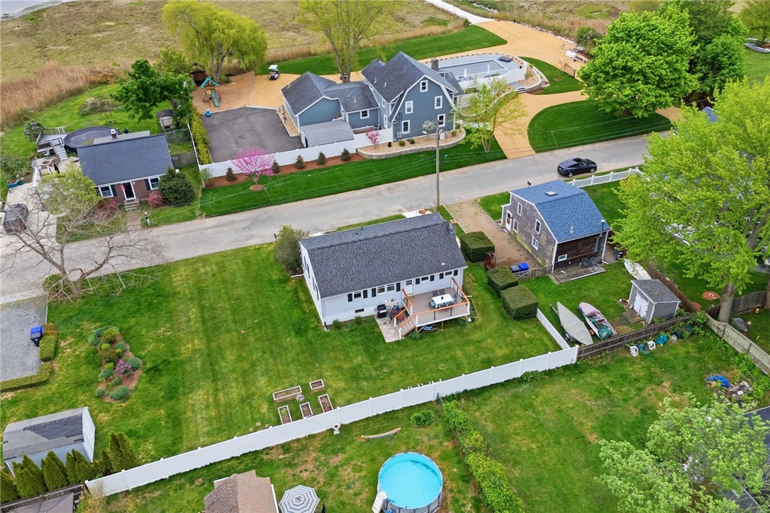 10 Read Avenue Warren, RI 02885 - Photo 5 of 38