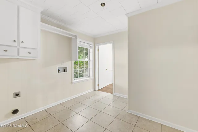 $2,500 | 412 Colonial Drive, Lafayette, LA 70506