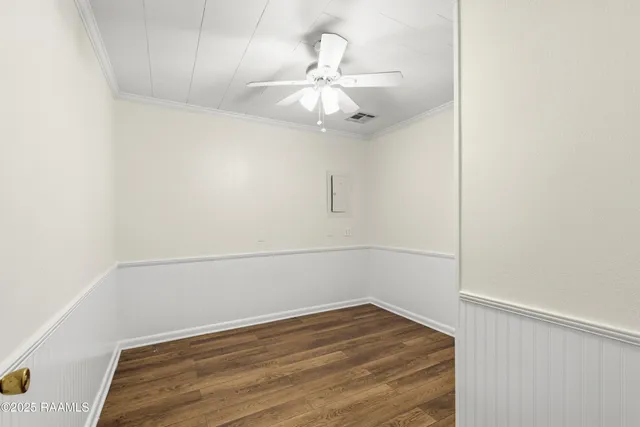 $2,500 | 412 Colonial Drive, Lafayette, LA 70506