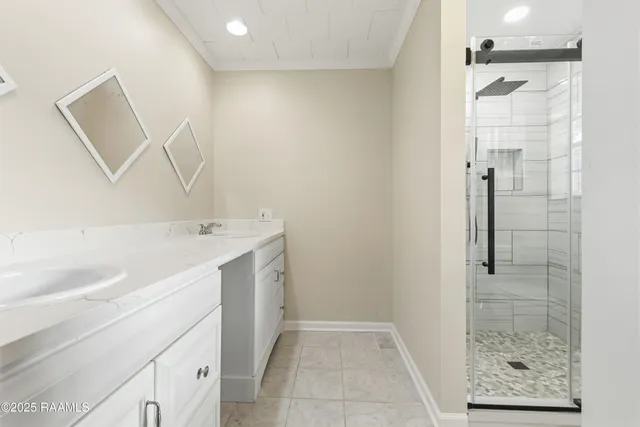 $2,500 | 412 Colonial Drive, Lafayette, LA 70506