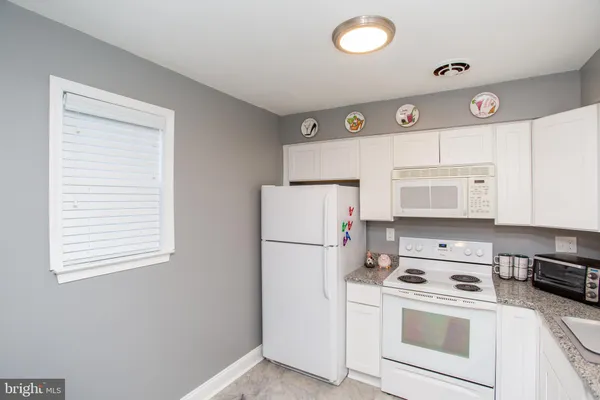 $2,200 | 33-48 Dogwood Lane, Unit C7, Horsham, PA 19044