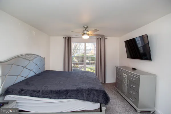 $2,200 | 33-48 Dogwood Lane, Unit C7, Horsham, PA 19044