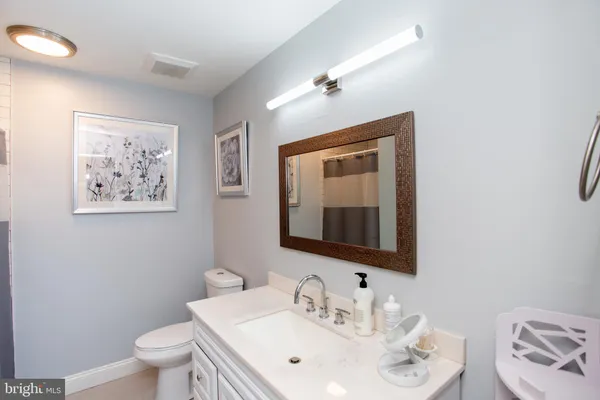 $2,200 | 33-48 Dogwood Lane, Unit C7, Horsham, PA 19044