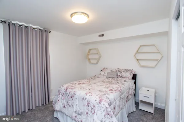 $2,200 | 33-48 Dogwood Lane, Unit C7, Horsham, PA 19044
