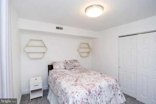 $2,200 | 33-48 Dogwood Lane, Unit C7, Horsham, PA 19044